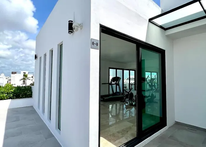 Your Away From In Playa Del Carmen! * Playa del Carmen